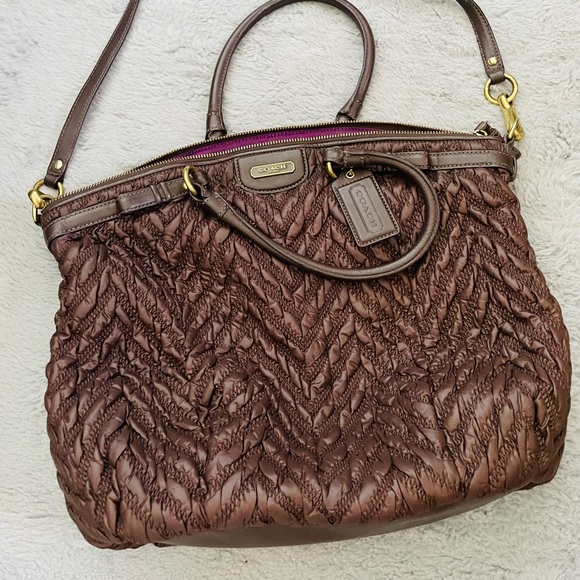 MADISON QUILTED CHEVRON NYLON LARGE LINDSEY Brown - Picture 5 of 5